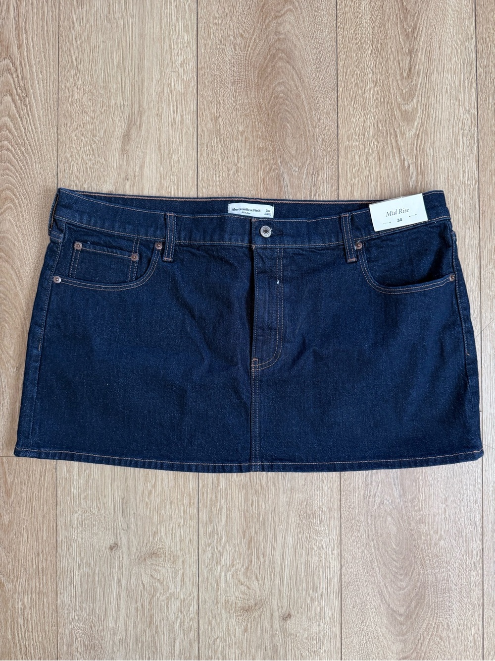 Abercrombie & Fitch Mid Rise Denim Mini Skirt Dark Wash Size 34/18 NWT